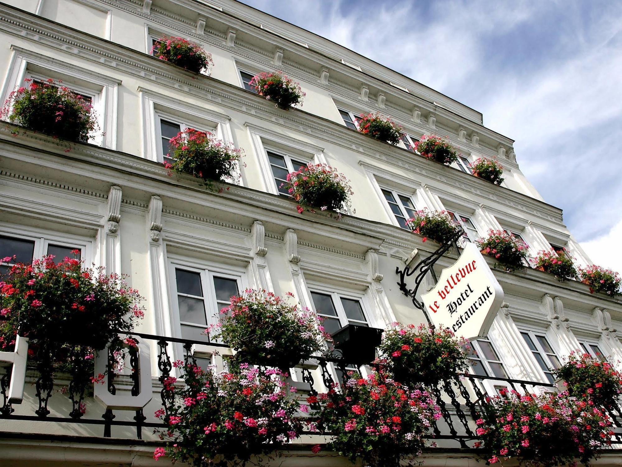 Logis - Hotel & Restaurant Le Bellevue La Bouille Exterior photo